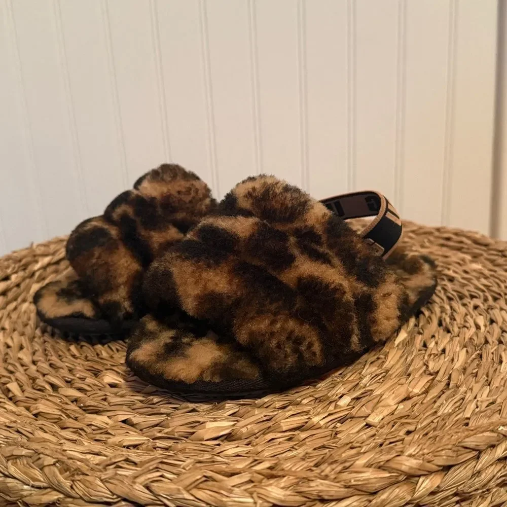 UGG Kids Animal Print Fluffy Slippers - 10 - Good Condition